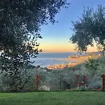 Le Jardin Sur Avec Bike Et Mtb Tour 招待所 3*