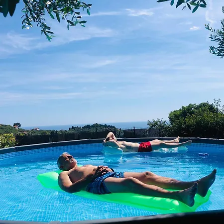 Le Jardin Sur Avec Bike Et Mtb Tour Πανσιόν 3*
