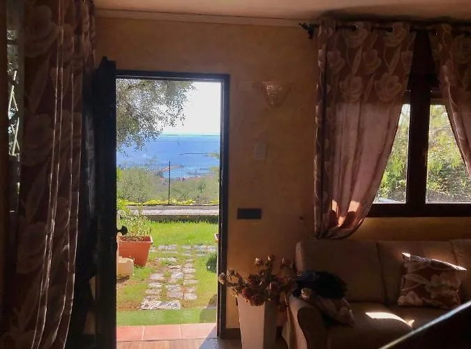 Pensión Le Jardin Sur Avec Bike Et Mtb Tour 3*