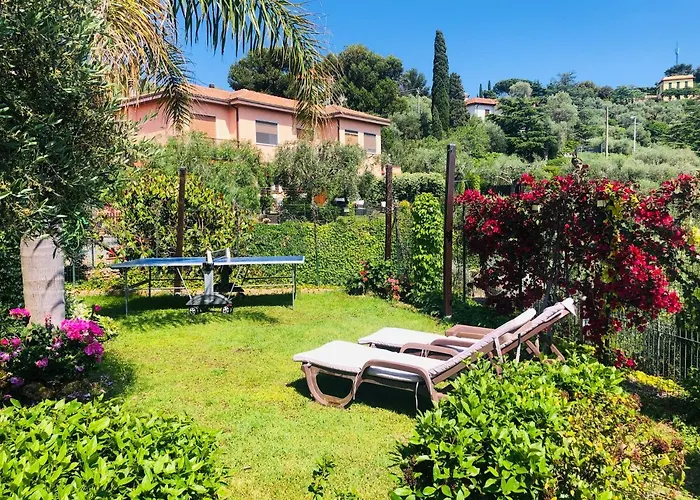 Le Jardin Sur Avec Bike Et Mtb Tour Pensión